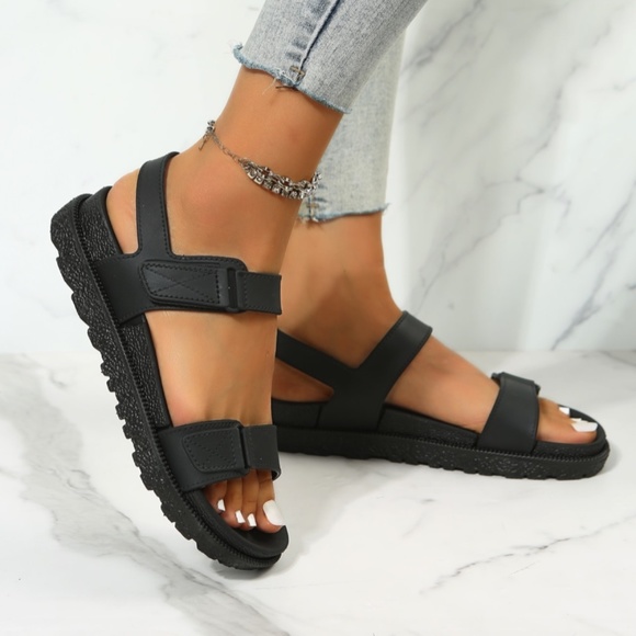 3/$10 SALE Black Sandals - Picture 1 of 6